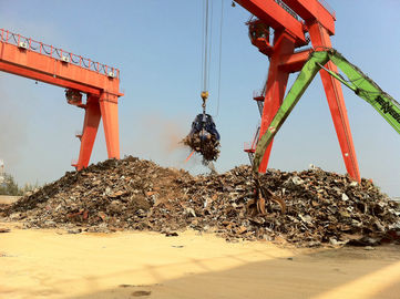 Trung Quốc 35 ton + 35 ton and 16 ton / 10 ton Heavy Duty Grab Bucket &amp; Magnetic Chuck Electric Gantry Crane For Scrap Yard nhà cung cấp